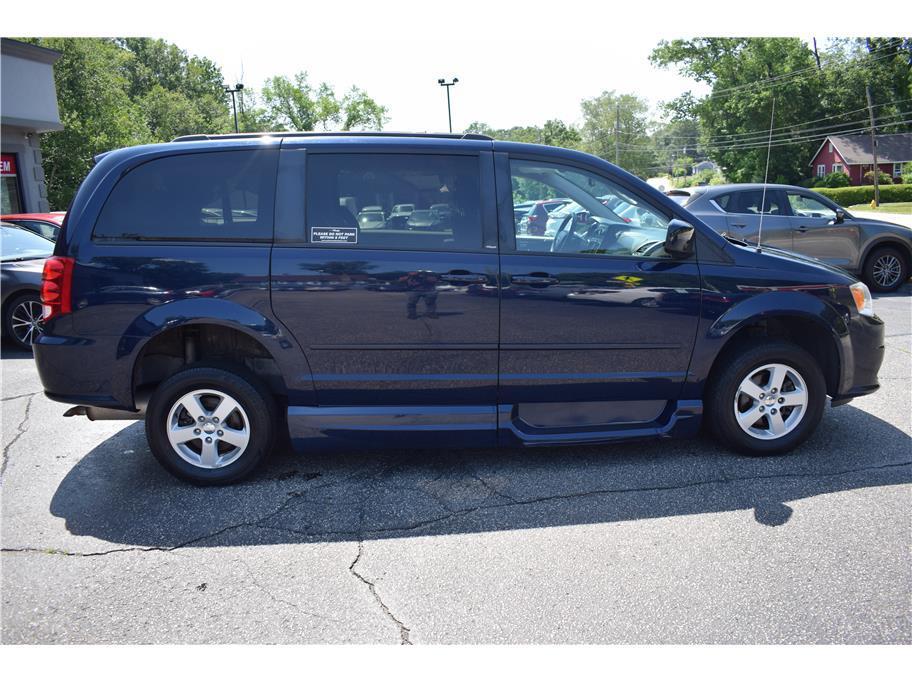 used 2013 Dodge Grand Caravan car, priced at $14,995