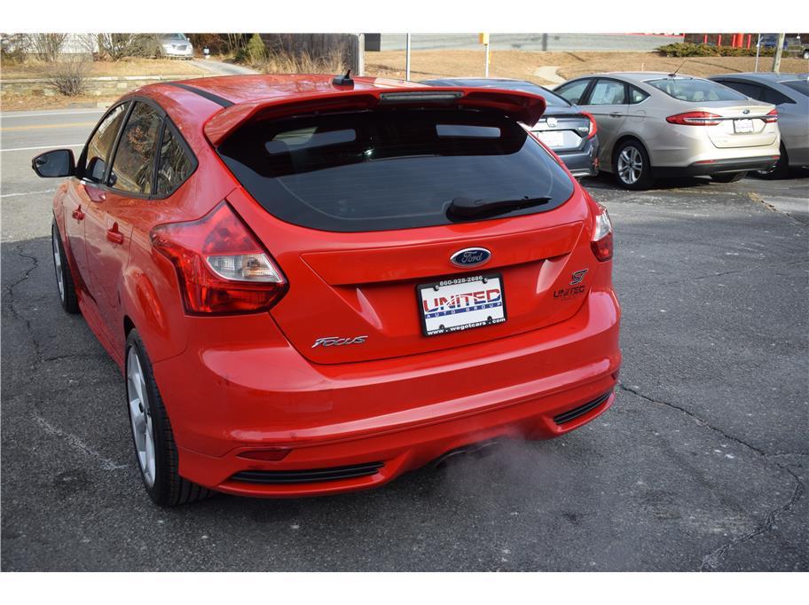 used 2014 Ford Focus ST car
