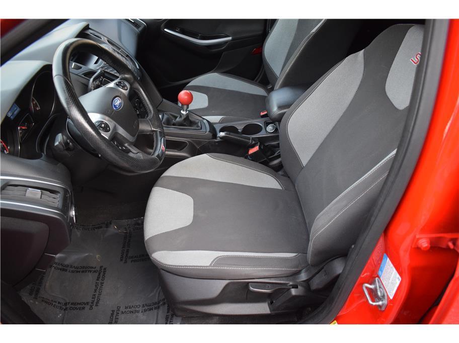 used 2014 Ford Focus ST car