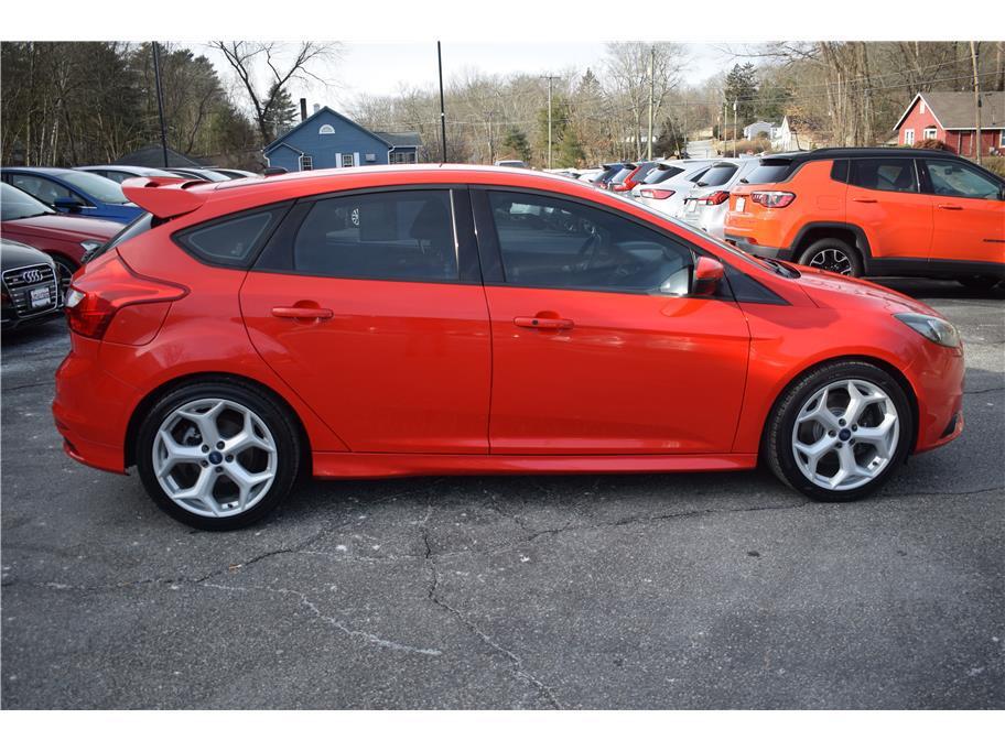used 2014 Ford Focus ST car