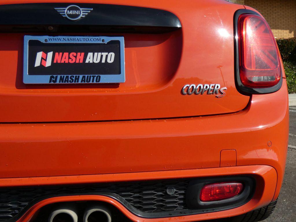 used 2019 MINI Hardtop car, priced at $13,990