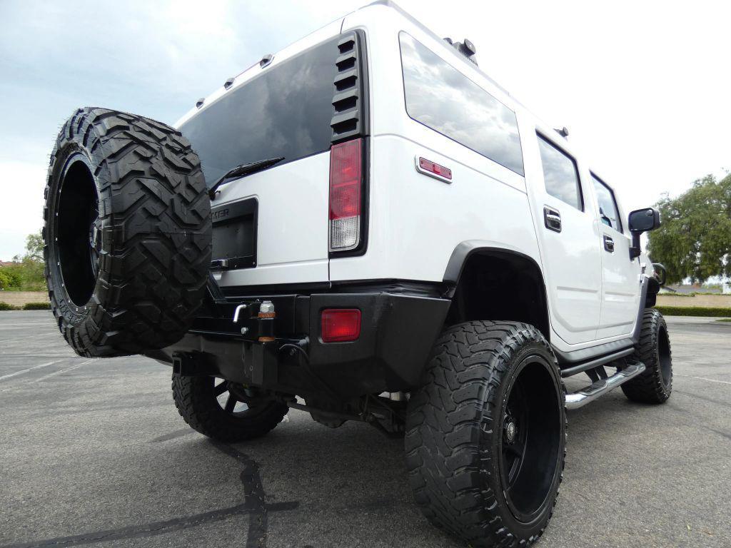 used 2006 Hummer H2 car, priced at $22,990