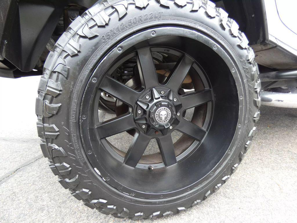 used 2006 Hummer H2 car, priced at $22,990