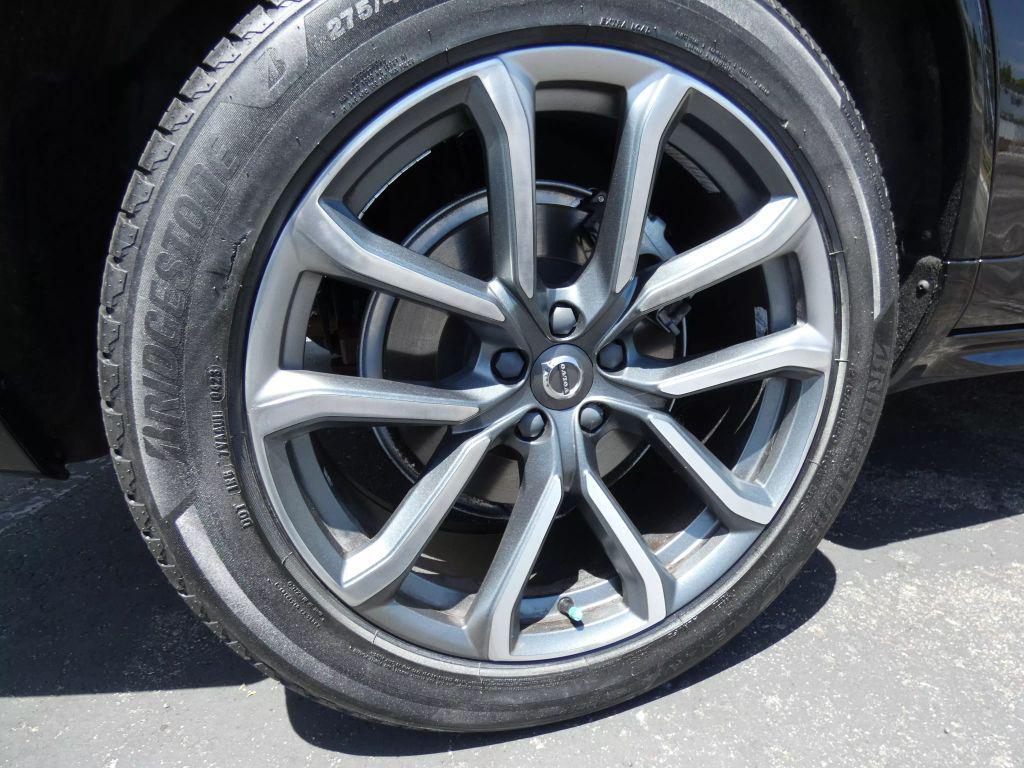 used 2018 Volvo XC90 car, priced at $18,549