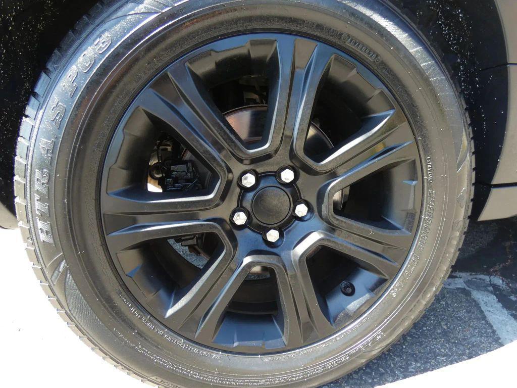 used 2018 Land Rover Range Rover Evoque car, priced at $29,990