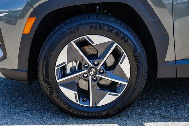 used 2025 Hyundai TUCSON Hybrid car, priced at $32,983