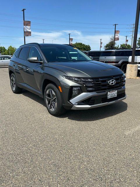 used 2025 Hyundai TUCSON Hybrid car, priced at $33,798
