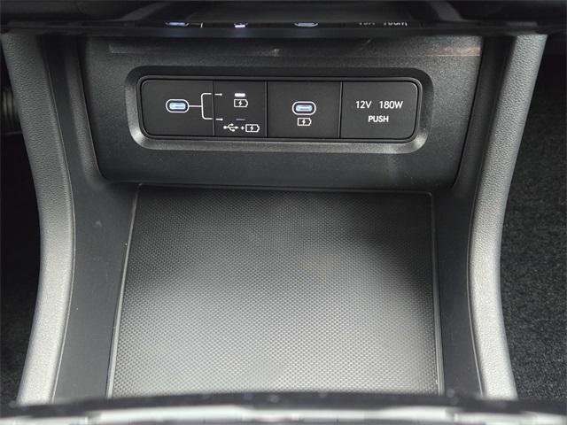 new 2026 Hyundai TUCSON Hybrid car, priced at $37,255