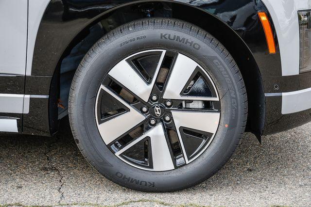 new 2026 Hyundai IONIQ 9 car, priced at $68,960