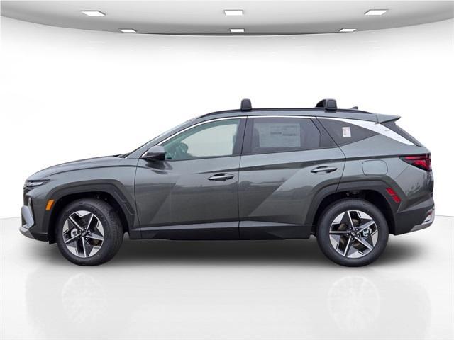 new 2026 Hyundai TUCSON Hybrid car, priced at $37,005