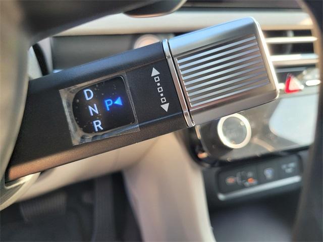 new 2026 Hyundai TUCSON Hybrid car, priced at $44,570