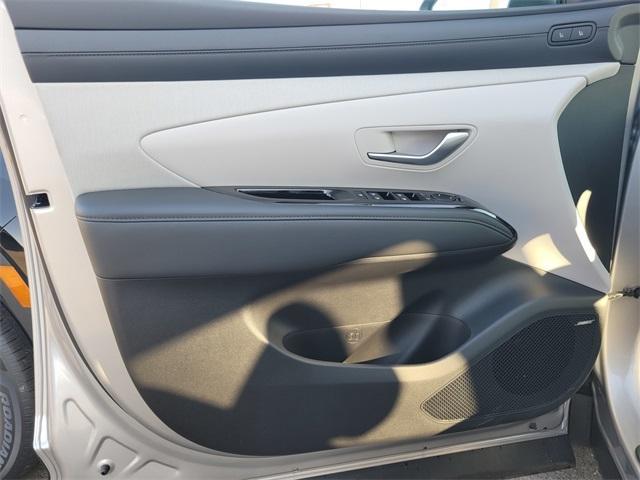 new 2026 Hyundai TUCSON Hybrid car, priced at $44,340