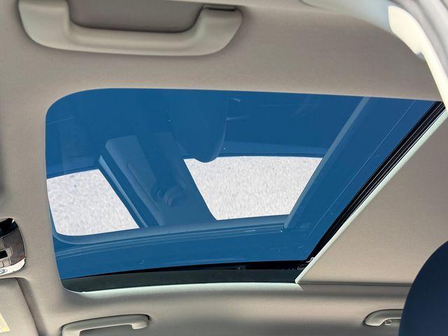 new 2026 Kia Sorento Hybrid car, priced at $38,626