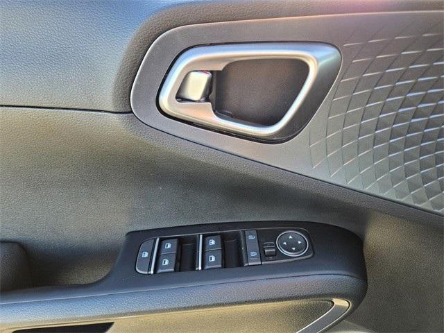 new 2025 Kia Soul car, priced at $26,915