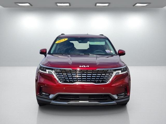 used 2024 Kia Carnival car, priced at $40,875