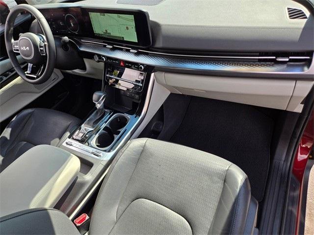 used 2024 Kia Carnival car, priced at $40,875