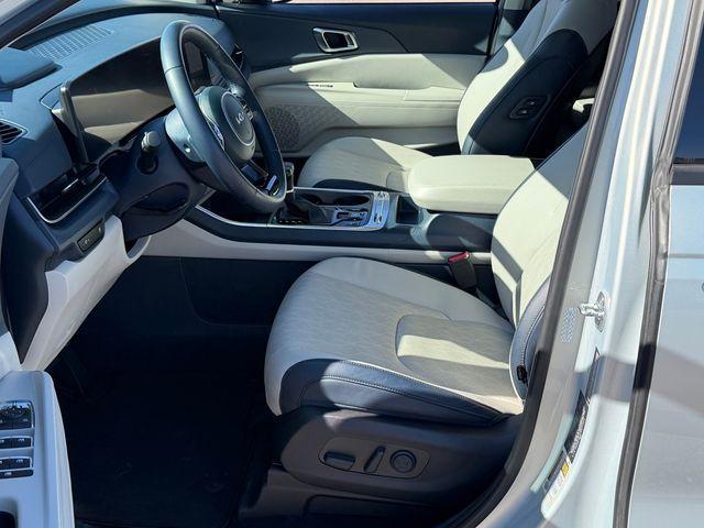 used 2025 Kia Carnival car, priced at $41,988