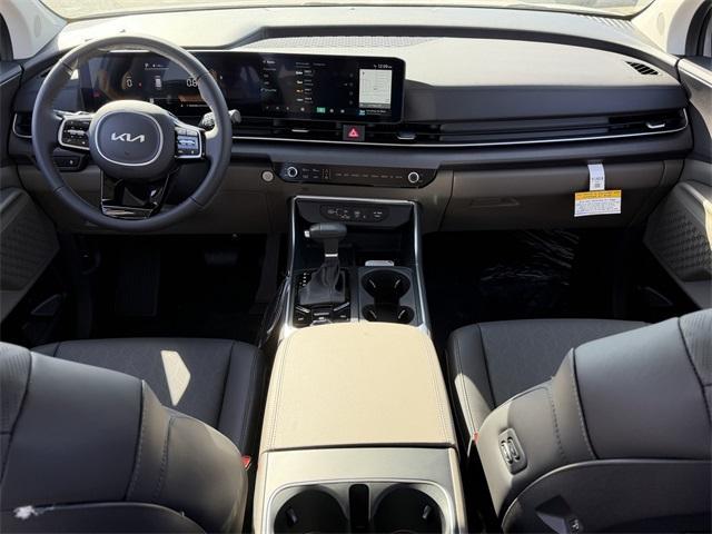 new 2026 Kia Carnival car, priced at $43,495