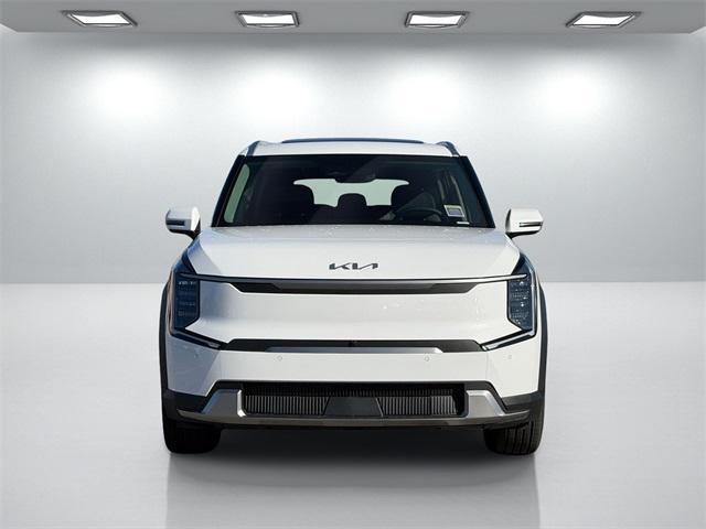 new 2026 Kia EV9 car, priced at $66,620