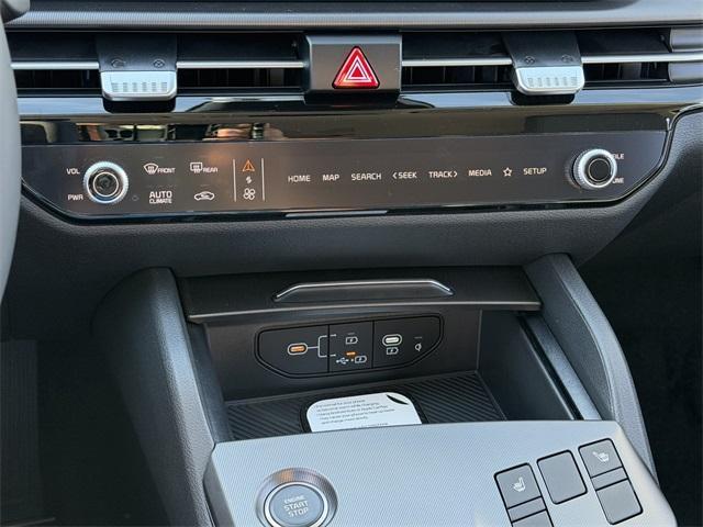 new 2026 Kia Sportage Hybrid car, priced at $35,775