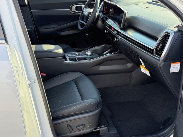 new 2026 Kia Sorento Hybrid car, priced at $38,583