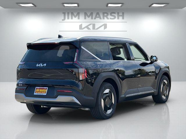 new 2026 Kia EV9 car, priced at $53,622