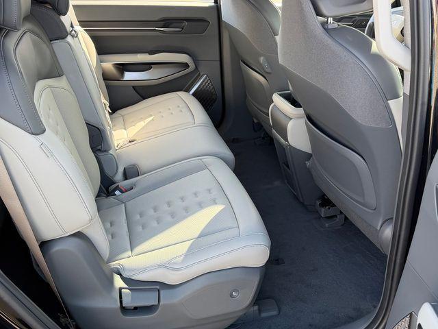 new 2026 Kia EV9 car, priced at $53,622