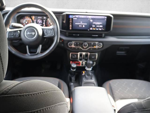 used 2025 Jeep Gladiator car, priced at $44,922