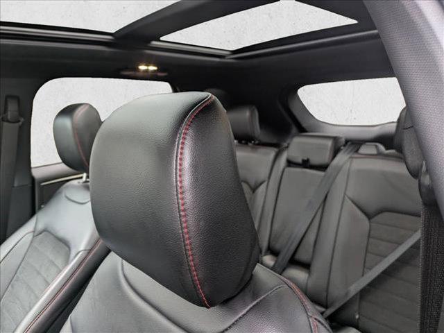 used 2022 Ford Edge car, priced at $31,995