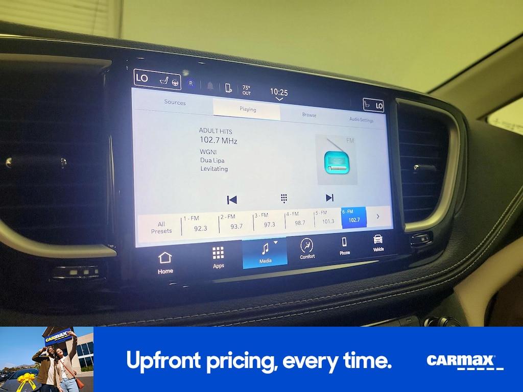 used 2023 Chrysler Pacifica car, priced at $33,998