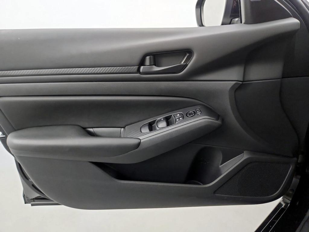 used 2023 Nissan Altima car, priced at $22,998