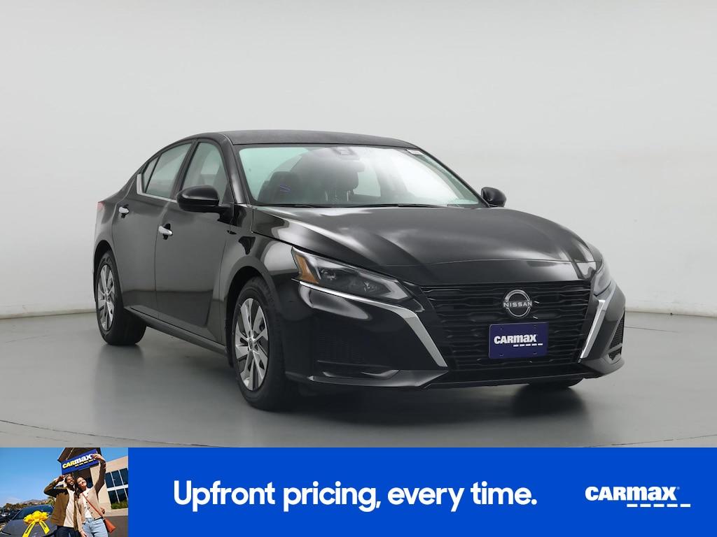 used 2023 Nissan Altima car, priced at $22,998