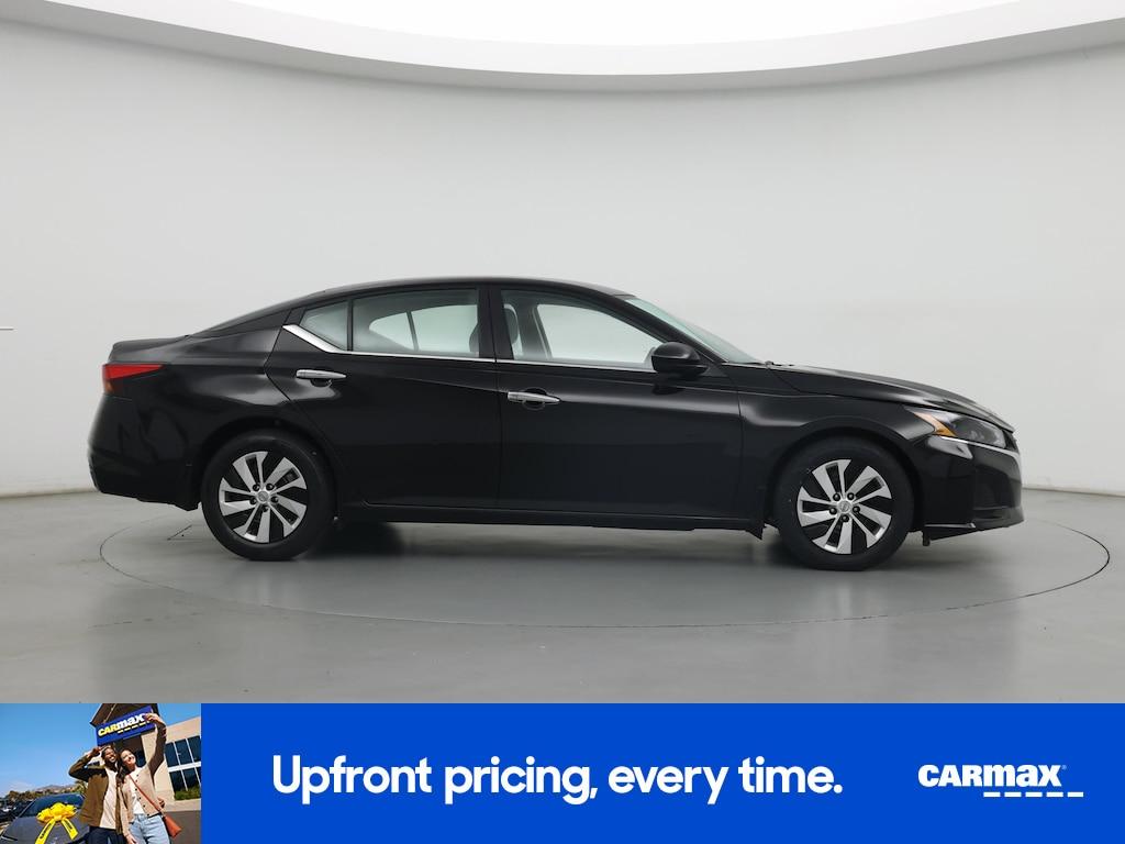 used 2023 Nissan Altima car, priced at $22,998