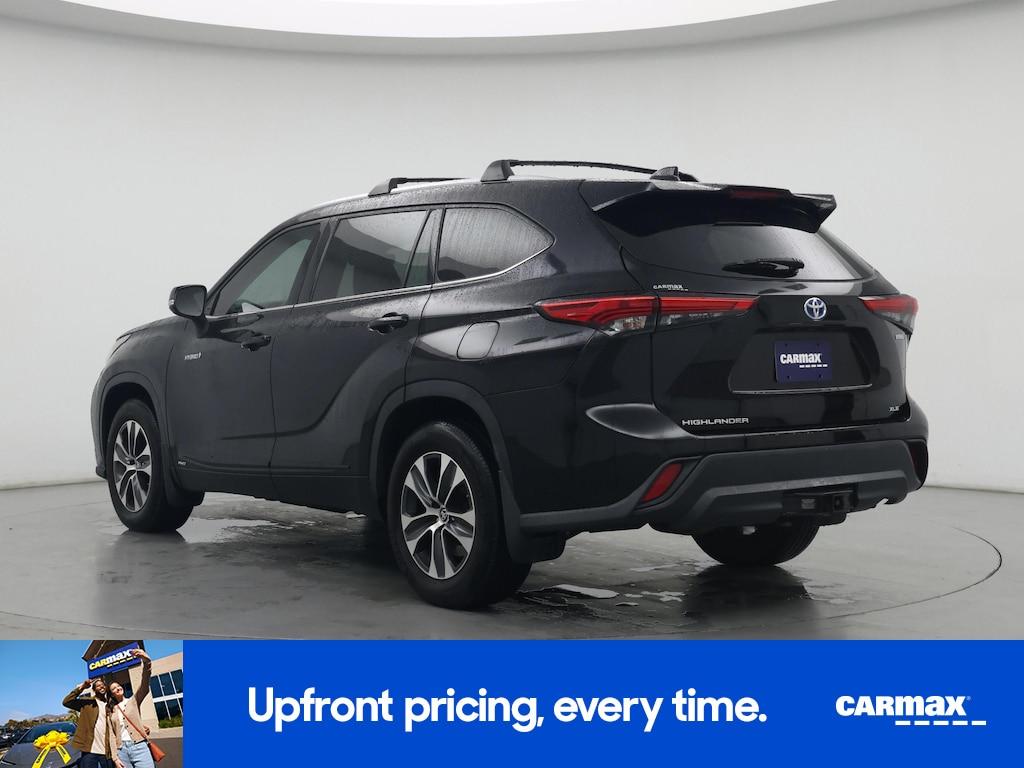 used 2021 Toyota Highlander Hybrid car, priced at $33,998