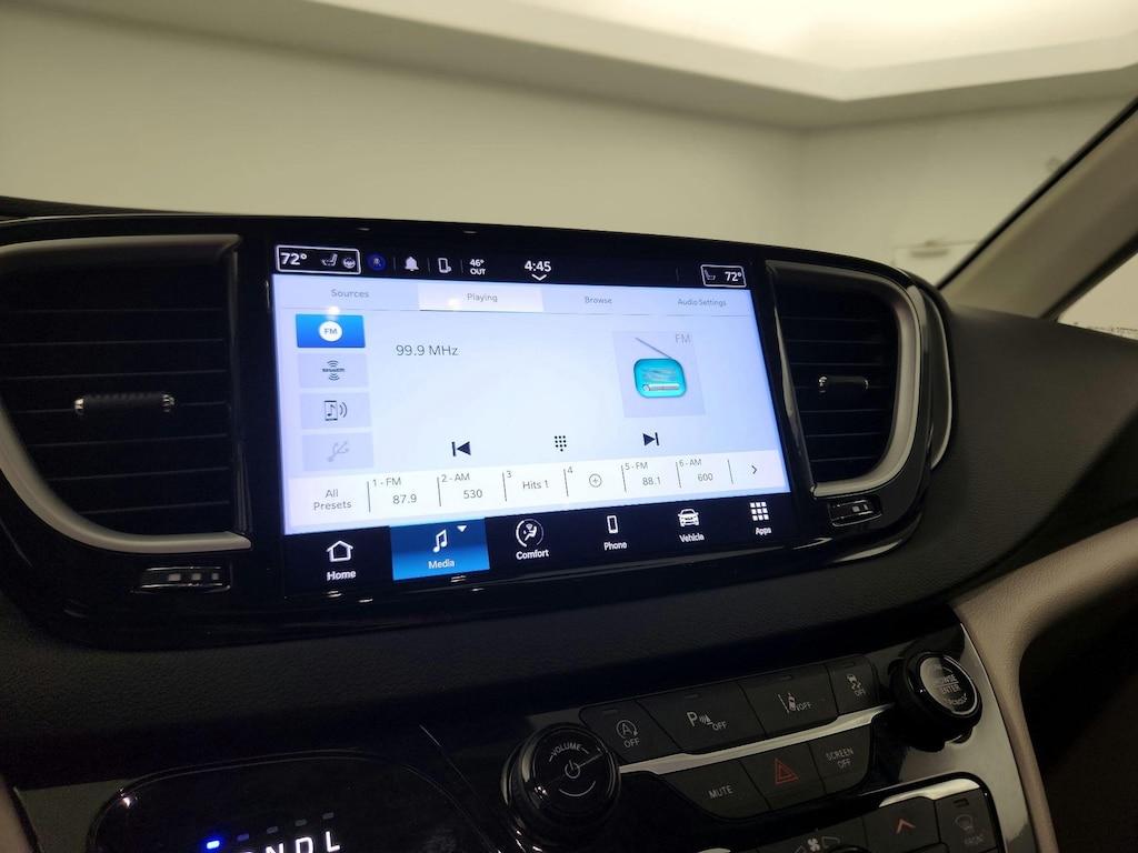 used 2024 Chrysler Pacifica car, priced at $26,998