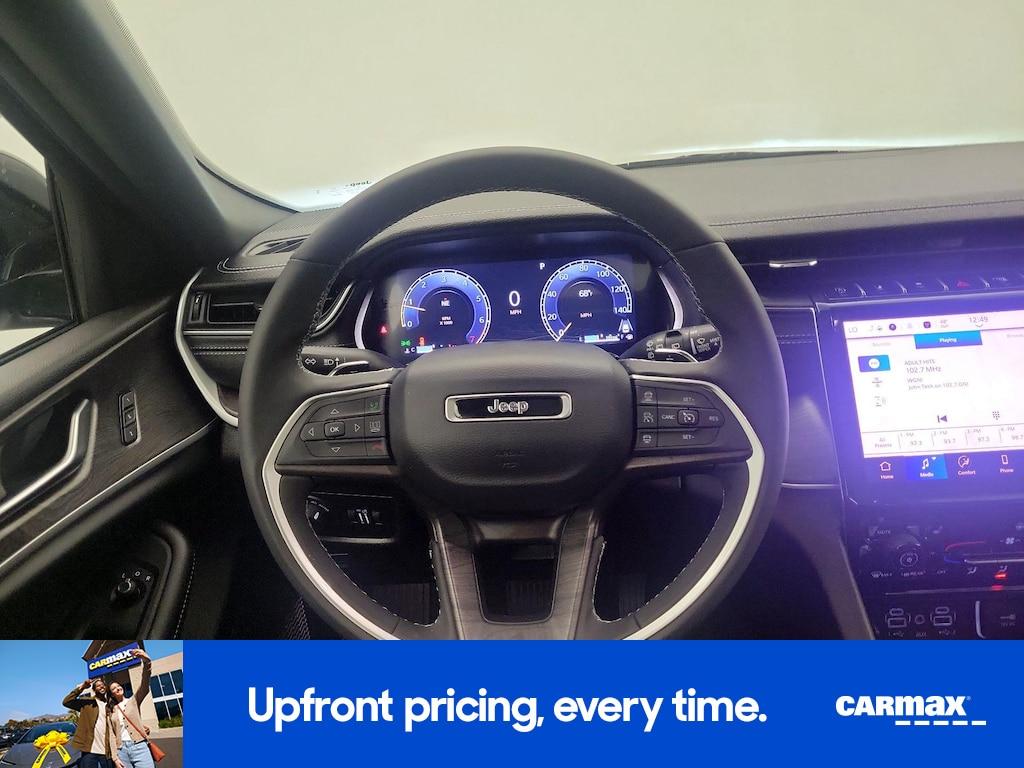 used 2025 Jeep Grand Cherokee car, priced at $43,998