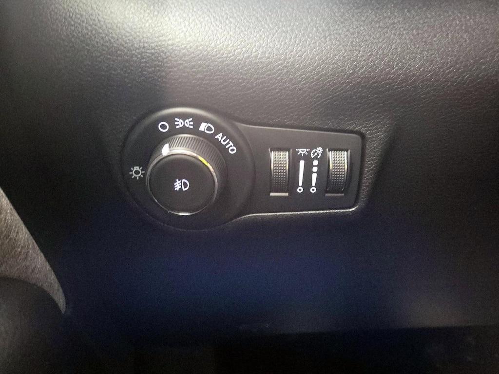 used 2022 Jeep Compass car, priced at $24,998