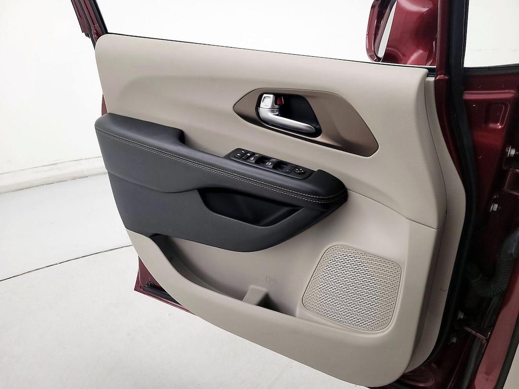 used 2019 Chrysler Pacifica car, priced at $21,998