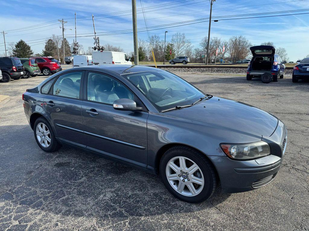 used 2007 Volvo S40 car, priced at $5,995