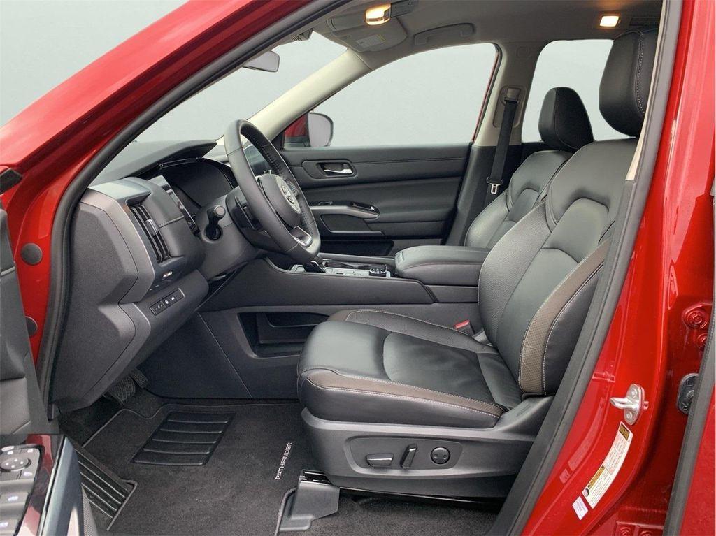 used 2023 Nissan Pathfinder car, priced at $31,474