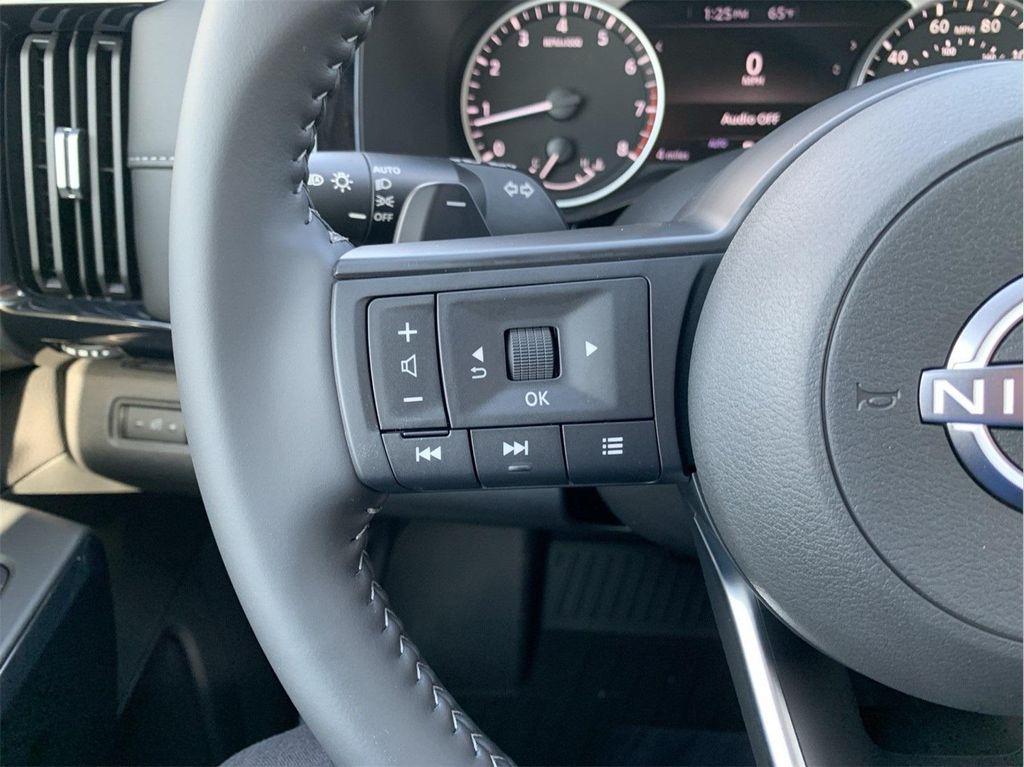 new 2025 Nissan Pathfinder car, priced at $37,300