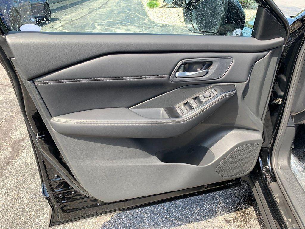 new 2026 Nissan Rogue car, priced at $37,875
