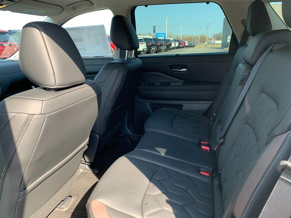 new 2026 Nissan Pathfinder car, priced at $48,418