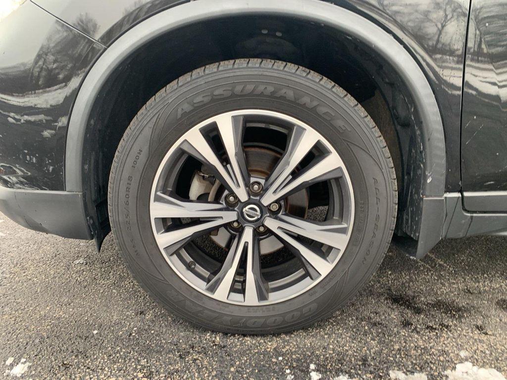 used 2019 Nissan Rogue car, priced at $13,969