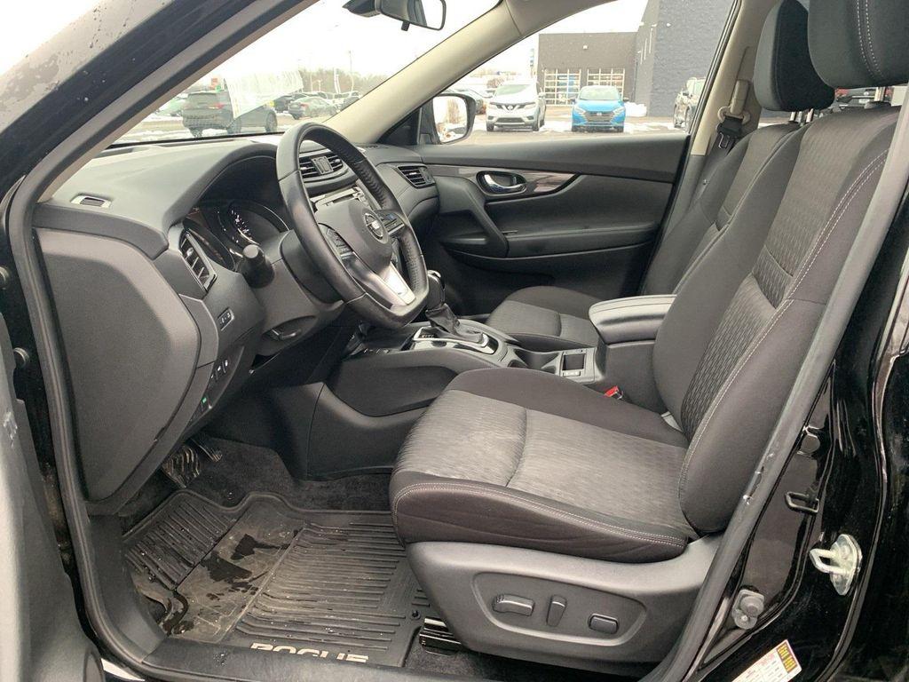 used 2019 Nissan Rogue car, priced at $13,969