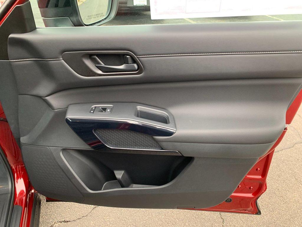 new 2026 Nissan Pathfinder car, priced at $45,055