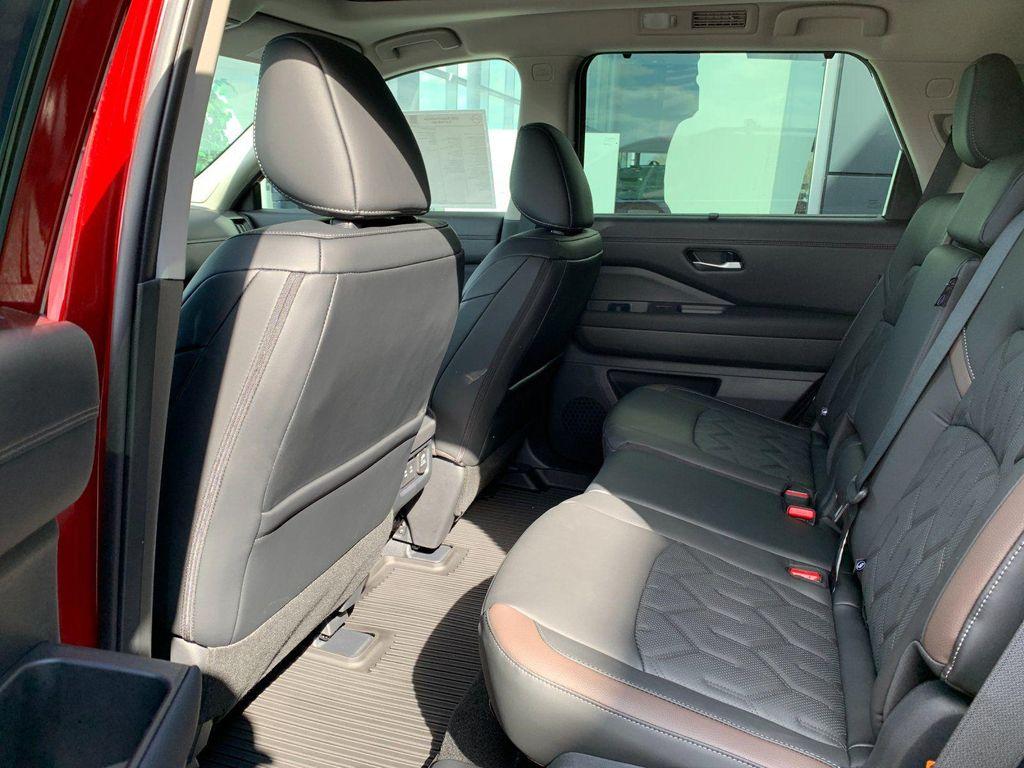 new 2026 Nissan Pathfinder car, priced at $47,147