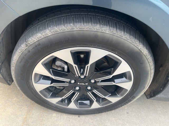 used 2024 Kia Carnival car, priced at $31,181