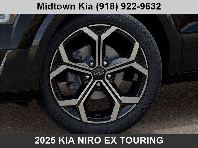 new 2025 Kia Niro car, priced at $30,352