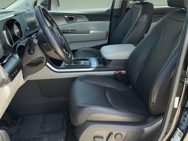 used 2024 Kia Carnival car, priced at $29,215